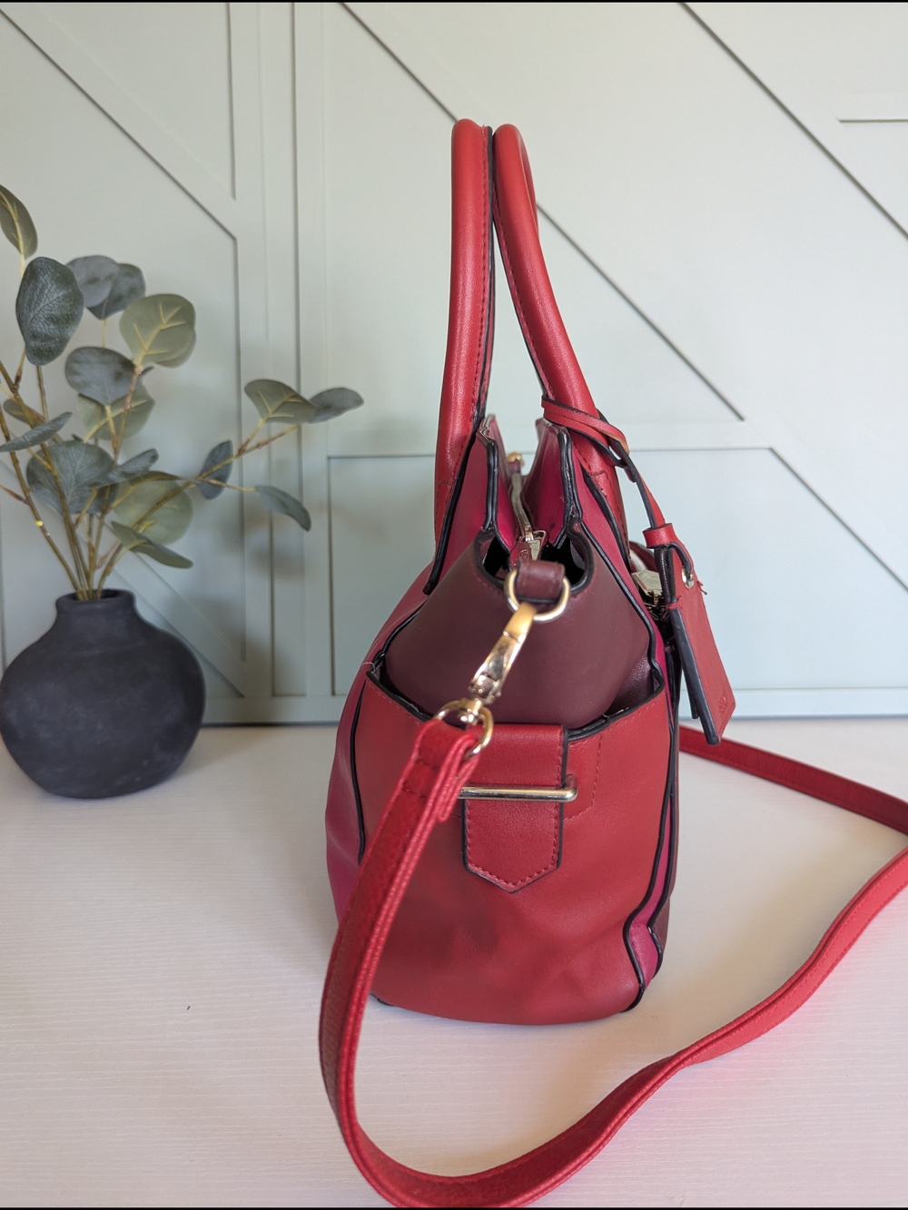 Reef Two-Tone Pink Leather Satchel with Detachable Strap - Picture 4 of 15
